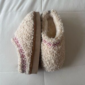 Kooba Cream Slippers with Red Stitching